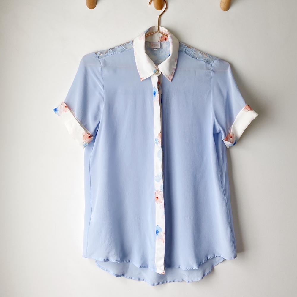 Light Blue Floral-Trim Short Sleeve Blouse